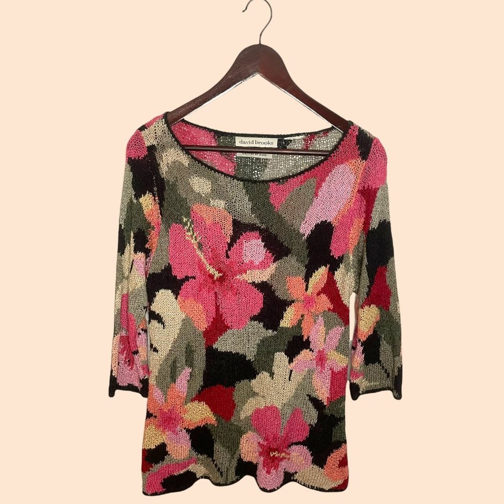 2 for $30 Y2K Hand knitted floral top